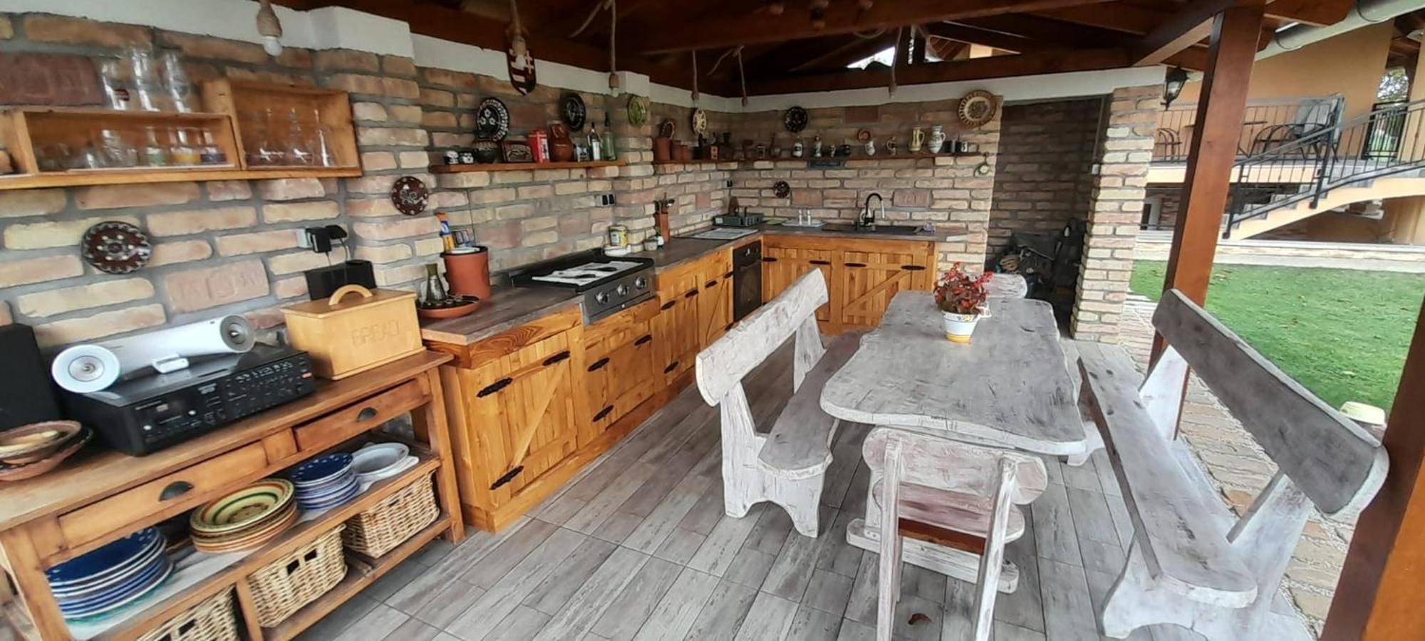 Gyoengyvirag Apartman Кестхей Экстерьер фото
